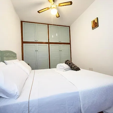 Pgs Immobiliare Srls Residenza Luisa Bilocale Con Terrazza Vista Mare In Centro Storico