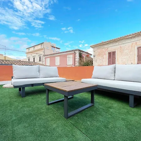 Pgs Immobiliare Srls Residenza Luisa Bilocale Con Terrazza Vista Mare In Centro Storico *